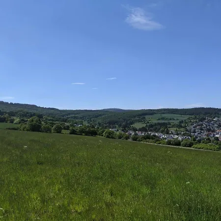 Grosszuegige 3-Zimmer-Wohnung Im Taunus - 2 Baeder & Familienfreundlich Апартаменты *